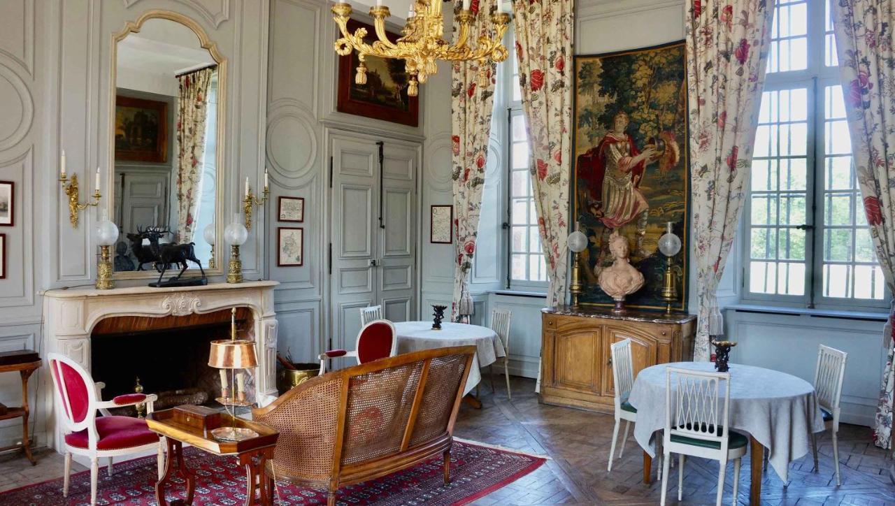 Chateau De La Riviere Pontgouin Esterno foto
