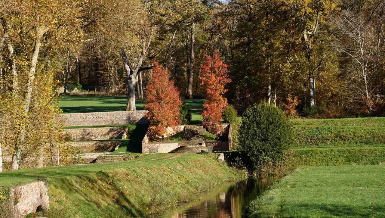 Chateau De La Riviere Pontgouin Esterno foto