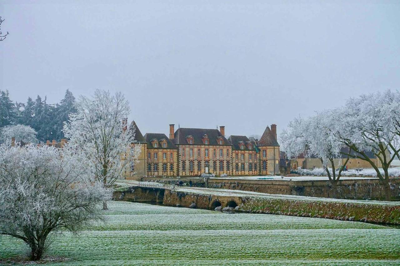 Chateau De La Riviere Pontgouin Esterno foto
