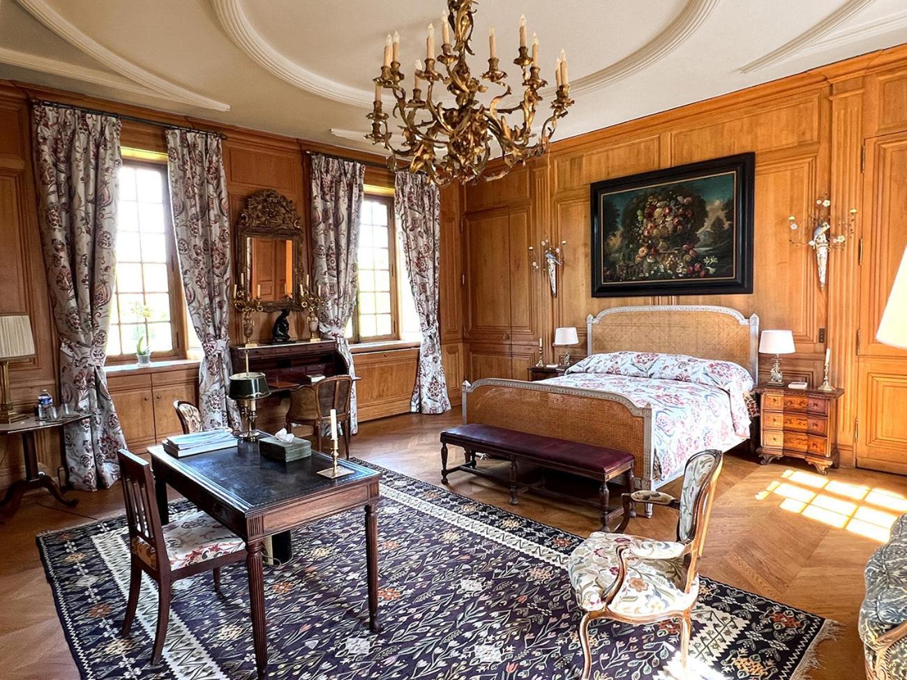 Chateau De La Riviere Pontgouin Esterno foto